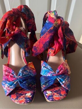 Impo Multicolor Knot-Front Ankle Tie Heels in Blue & Red